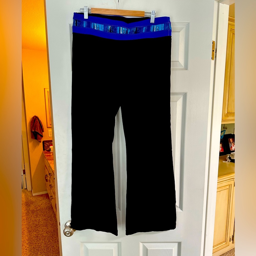 Wide leg yoga pants XL. TUFF ATHLETICS